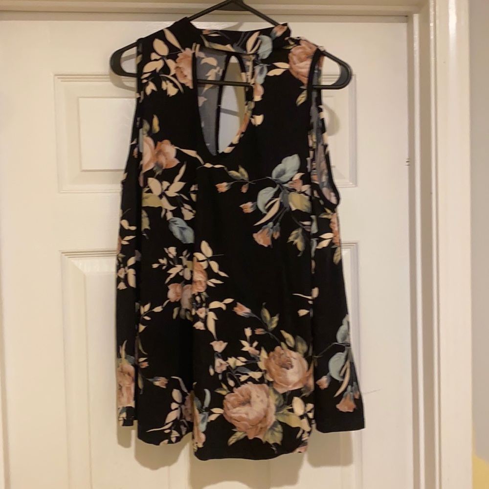 Lime n chill brand. Blouse. Size large. Multi colored